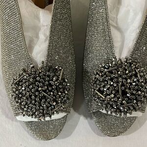 Like New  Emilia Pewter Dance Glitter Fancy Slingback Sz 8.5 M